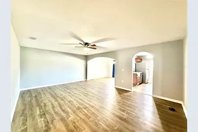 4505 Ashburn Square Drive, Tampa, FL 33610 - Photo 6