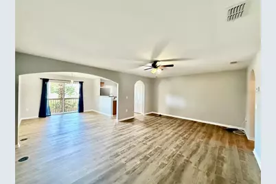 4505 Ashburn Square Drive, Tampa, FL 33610 - Photo 8