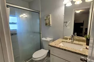 709 E 119th Ave, Tampa, FL 33612 - Photo 12