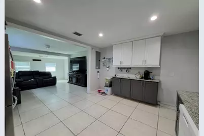 709 E 119th Avenue, Tampa, FL 33612 - Photo 6