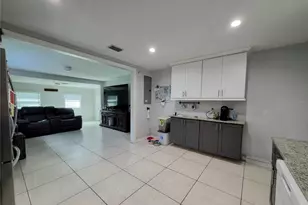 709 E 119th Ave, Tampa, FL 33612 - Photo 6