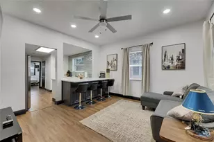 1009 E Columbus Dr, Tampa, FL 33605 - Photo 2