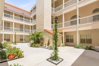 701 Mirror Lake Drive N #202, Saint Petersburg, FL 33701 - Photo 4