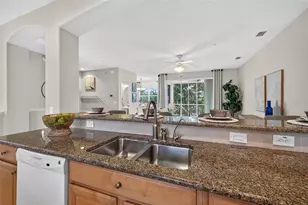 7172 Islamorada Cir, Seminole, FL 33777 - Photo 14