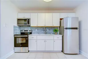 190 73rd Ave, Saint Pete Beach, FL 33706 - Photo 6