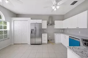 819 Springwood Cir, Bradenton, FL 34212 - Photo 28