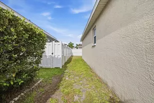 819 Springwood Cir, Bradenton, FL 34212 - Photo 68