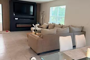 35665 Sunflower Hl Dr, Zephyrhills, FL 33541 - Photo 6