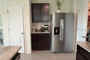 35665 Sunflower Hl Dr, Zephyrhills, FL 33541 - Photo 4