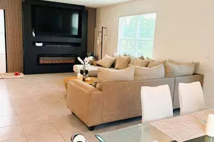 35665 Sunflower Hl Dr, Zephyrhills, FL 33541 - Photo 4