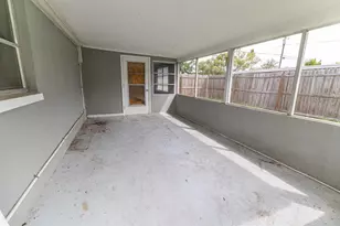 4050 Arrowhead Ave, Spring Hill, FL 34606 - Photo 18