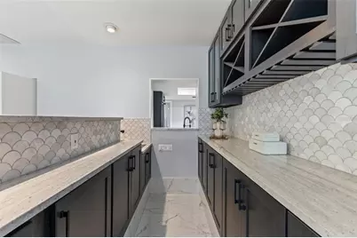 4000 14th Way NE, Saint Petersburg, FL 33703 - Photo 18