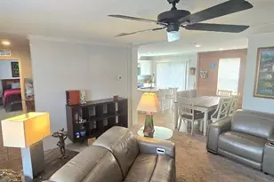 210 Philadelphia Ct, Palm Harbor, FL 34684 - Photo 8