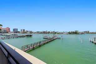 182 Brightwater Dr, Clearwater Beach, FL 33767 - Photo 36