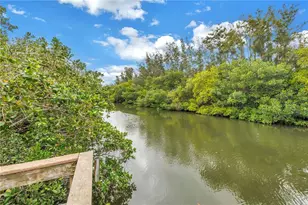 990 San Carlos Ct NE, Saint Petersburg, FL 33702 - Photo 36