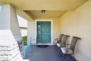 31417 Triborough Dr, Wesley Chapel, FL 33545 - Photo 2