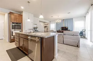 11904 Thorncrest Dr, Spring Hill, FL 34610 - Photo 6