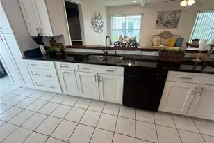 9021 41st Way N, Pinellas Park, FL 33782 - Photo 8