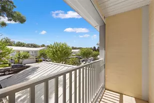 902 Woodbridge Ct, Safety Harbor, FL 34695 - Photo 32