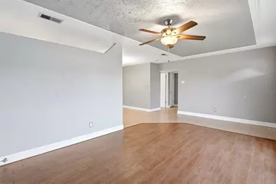 5697 33rd Avenue N, Saint Petersburg, FL 33710 - Photo 16