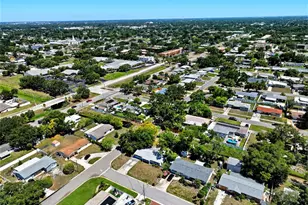 5697 33rd Ave N, Saint Petersburg, FL 33710 - Photo 8
