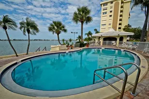 4700 Cove Cir, Saint Petersburg, FL 33708 - Photo 42