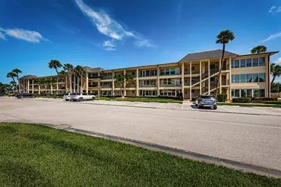 4700 Cove Circle #208, Saint Petersburg, FL 33708 - Photo 6