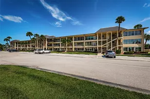 4700 Cove Cir, Saint Petersburg, FL 33708 - Photo 6