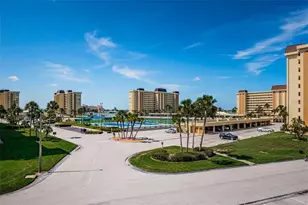 4700 Cove Cir, Saint Petersburg, FL 33708 - Photo 10