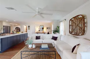 5218 Venetian Blvd NE, Saint Petersburg, FL 33703 - Photo 6
