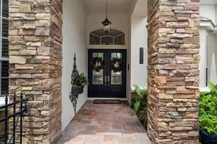 8921 Eagle Watch Dr, Riverview, FL 33578 - Photo 2