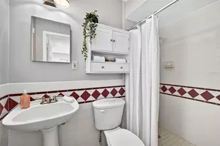 6035 19th St NE, Saint Petersburg, FL 33703 - Photo 18
