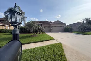 10525 Palm Cove Ave, Tampa, FL 33647 - Photo 2