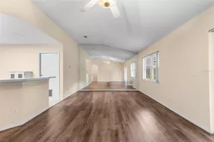 1414 Bluewater Dr, Sun City Center, FL 33573 - Photo 12