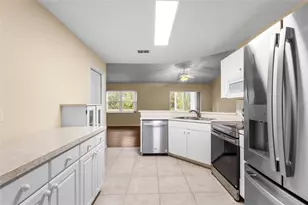 1414 Bluewater Dr, Sun City Center, FL 33573 - Photo 16