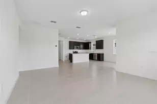 11243 Sycamore Glen Loop, Thonotosassa, FL 33592 - Photo 6