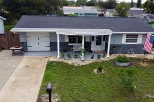1421 Wickham Ln, Holiday, FL 34691 - Photo 2