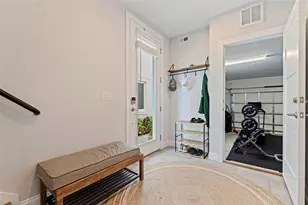 4743 Legacy Park Dr, Tampa, FL 33611 - Photo 26