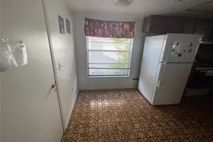 11001 Sunswept Pl, Tampa, FL 33624 - Photo 14