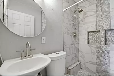 1340 13th Avenue S, Saint Petersburg, FL 33713 - Photo 6