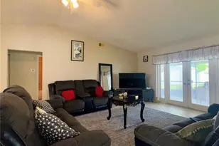 726 Stillview Cir, Brandon, FL 33510 - Photo 12