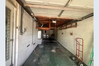 3900 17th Street N, Saint Petersburg, FL 33714 - Photo 16
