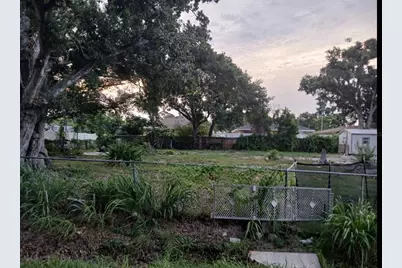 4116 Locust Avenue, Sarasota, FL 34234 - Photo 2