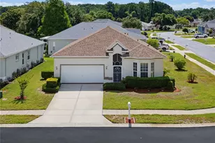 11204 Clear Oak Cir, New Port Richey, FL 34654 - Photo 2