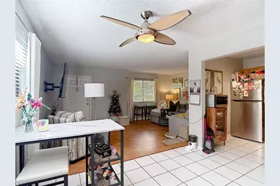 11805 Raintree Lake Ln #B, Temple Terrace, FL 33617 - Photo 14