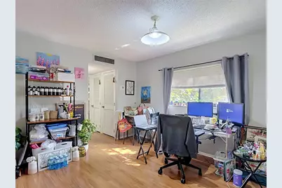 11805 Raintree Lake Ln #D, Temple Terrace, FL 33617 - Photo 12