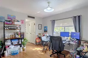 11805 Raintree Lake Ln, Temple Terrace, FL 33617 - Photo 12