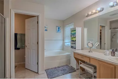 11022 Sailbrooke Dr, Riverview, FL 33579 - Photo 32