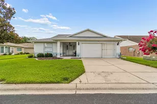 6353 Silver Lakes Dr W, Lakeland, FL 33810 - Photo 2