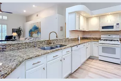 4706 Mirabella Place, Lutz, FL 33558 - Photo 18